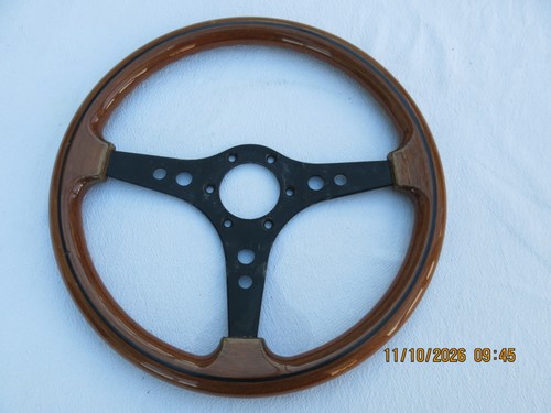 Wooden steering wheel - wooden,